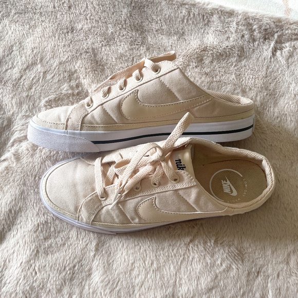 Nike Women's Open Back Sneakers - 8 - Picture 1 of 10